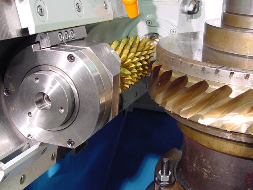 Dentatura di corona per viti senza fine